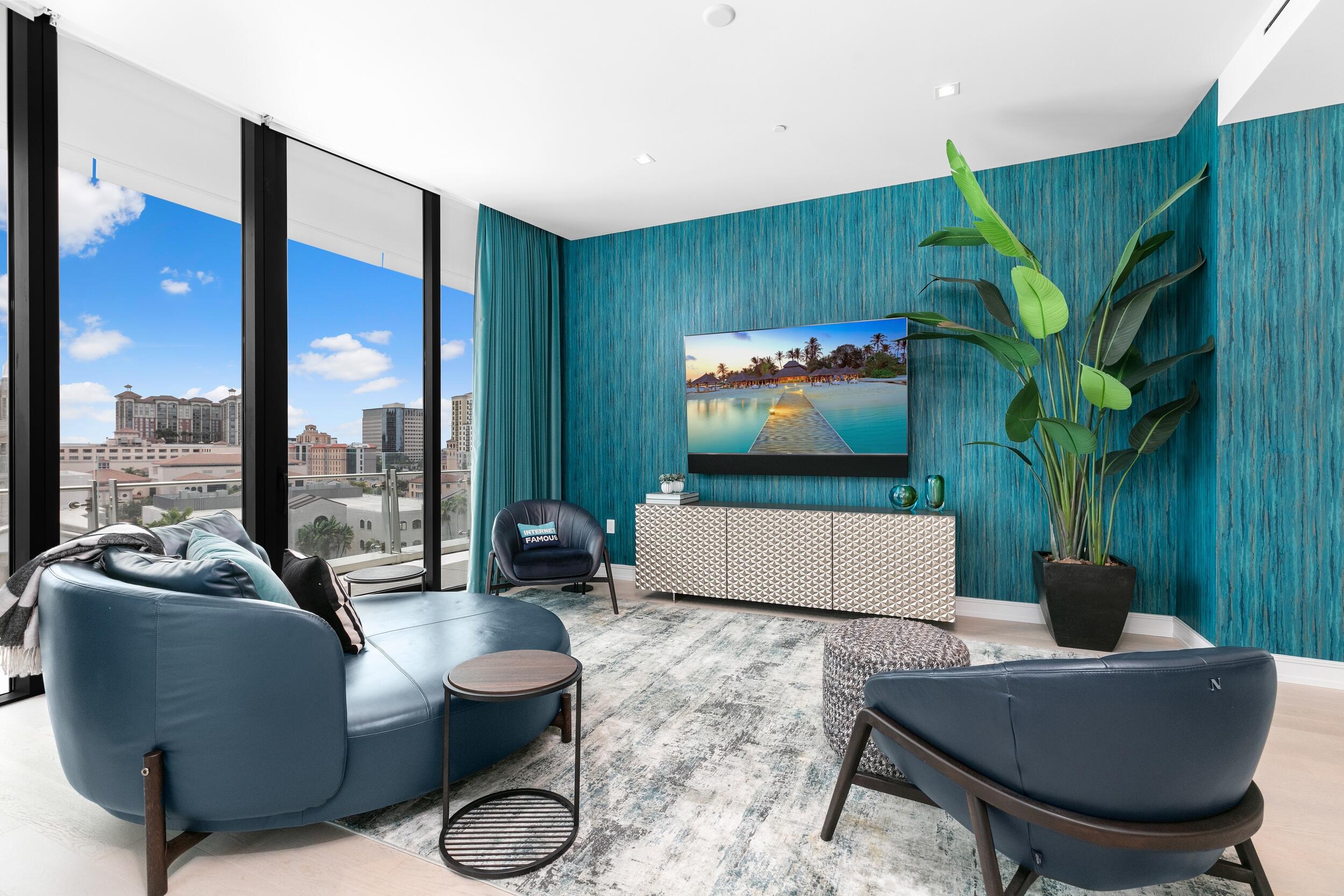 BRISTOL CONDO - Residential