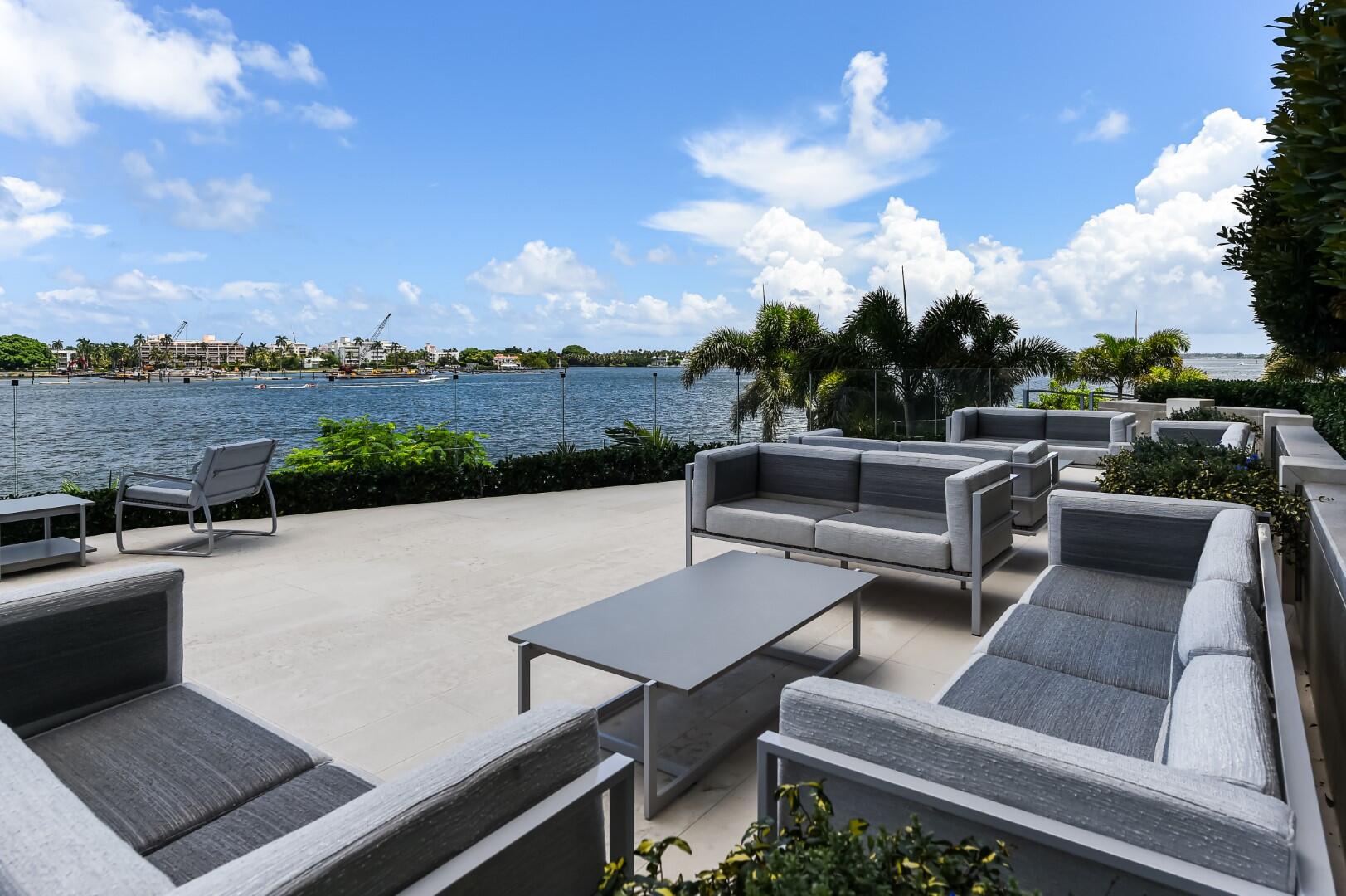 BRISTOL CONDO - Residential