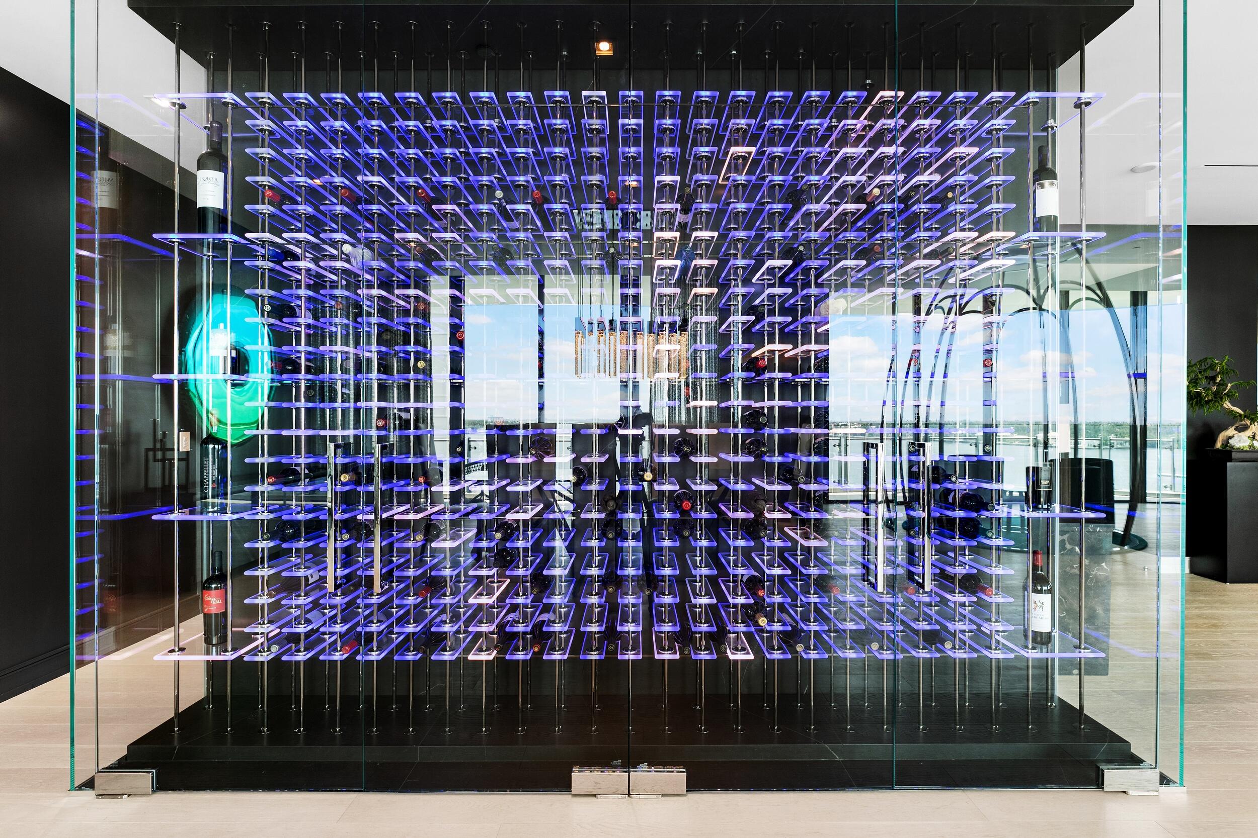 BRISTOL CONDO - Residential