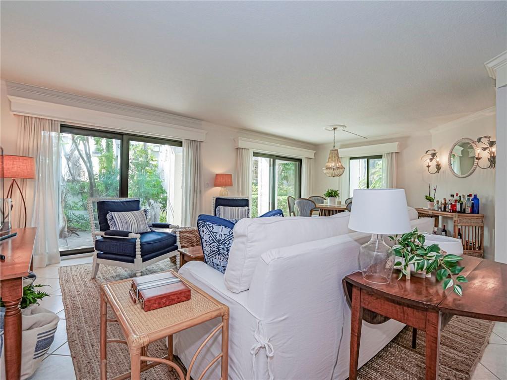 1155 Reef Road C5, Vero Beach, FL, 32963/$545,000 4 1155 Reef Road C5