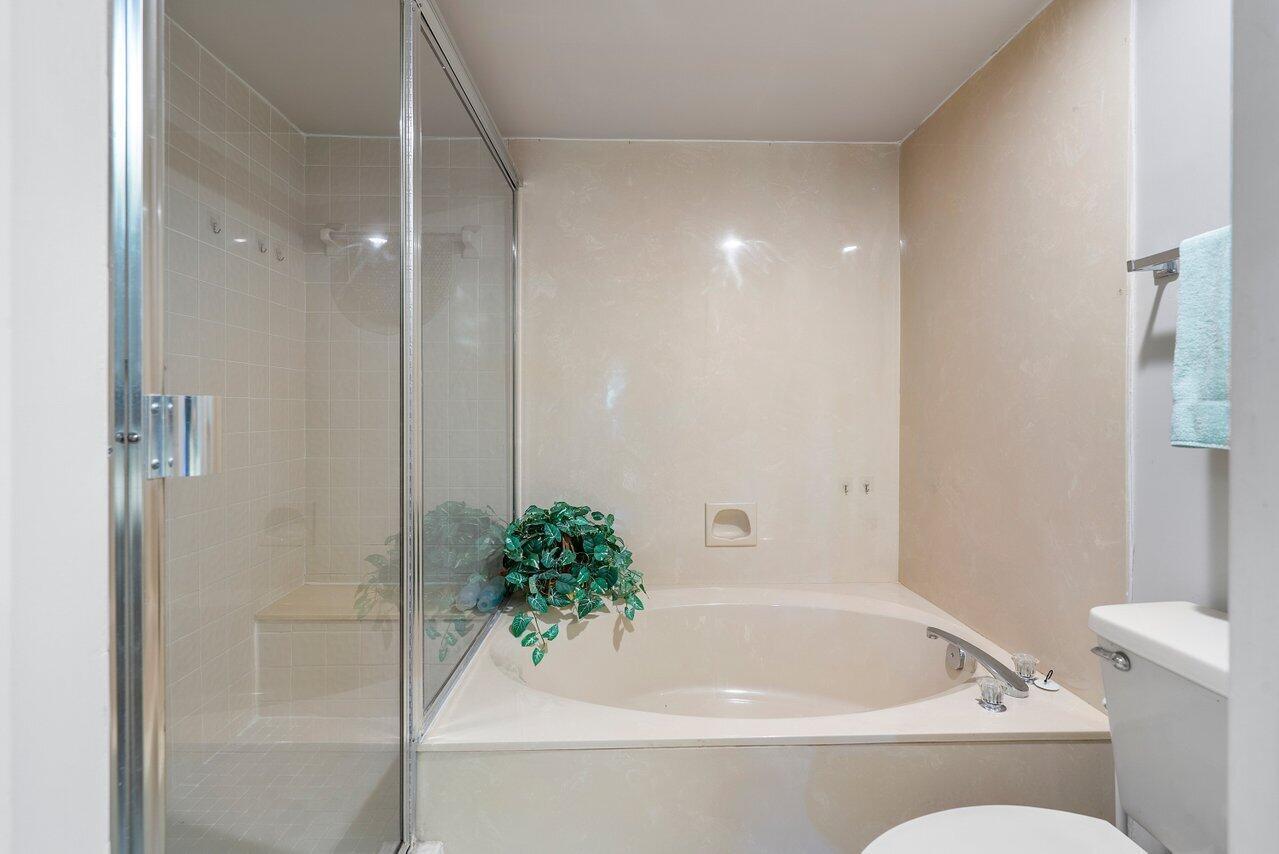 BOCA DELRAY I-III CONDO S FILED IN OR3857P483,4 - Residential