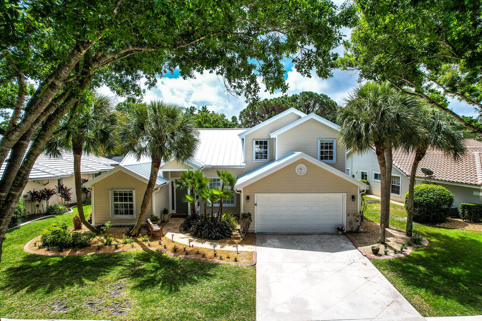 SHORES 2 - Residential