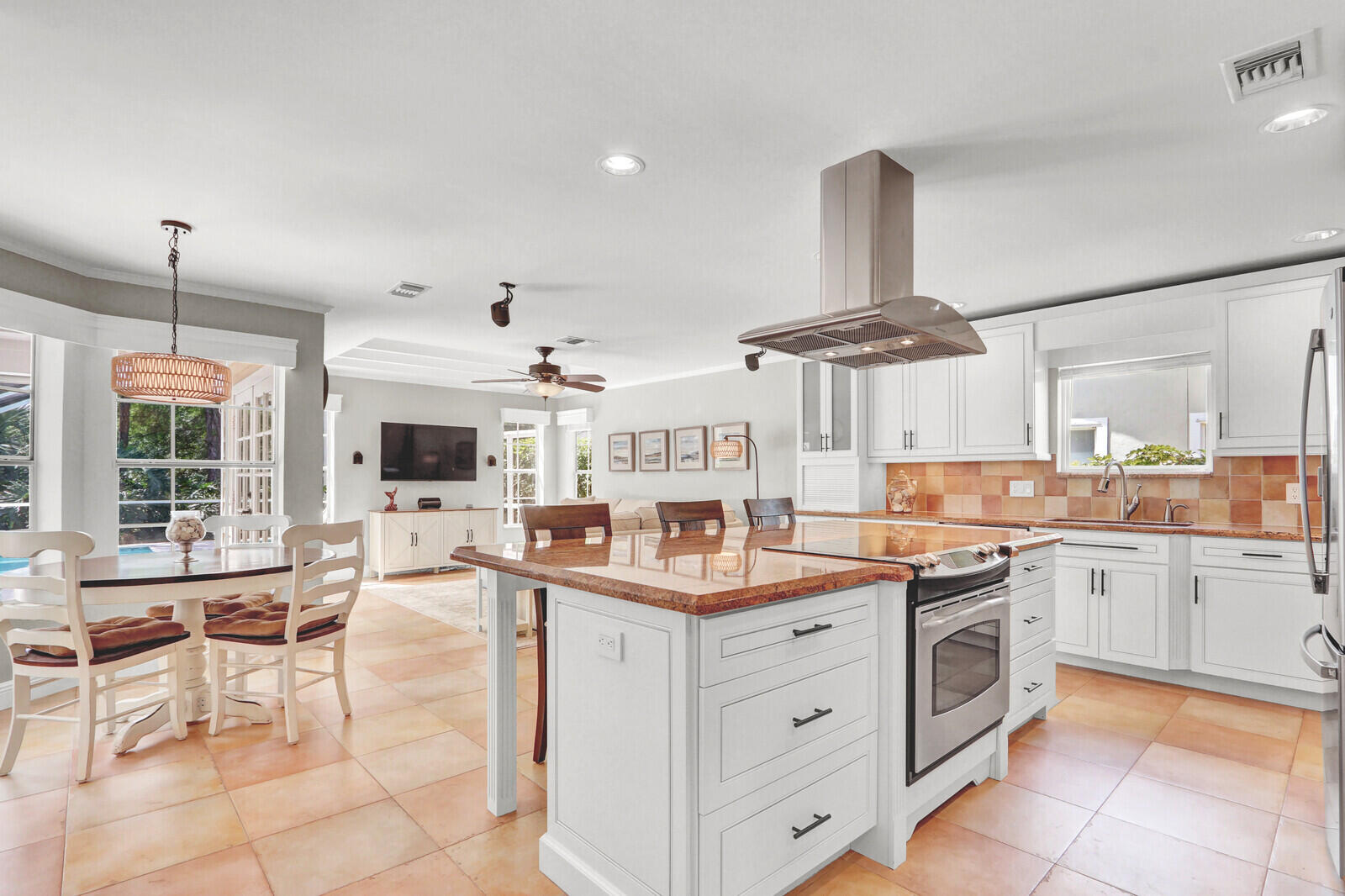 SHORES 2 - Residential