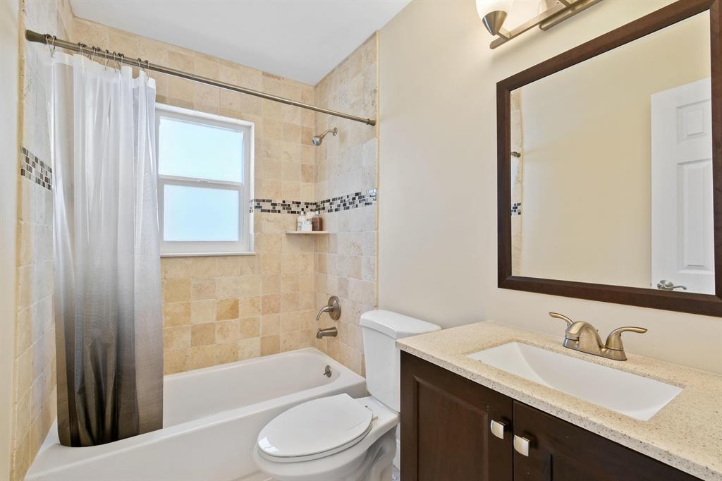 JUPITER VILLAGE PHASE IV - Residential