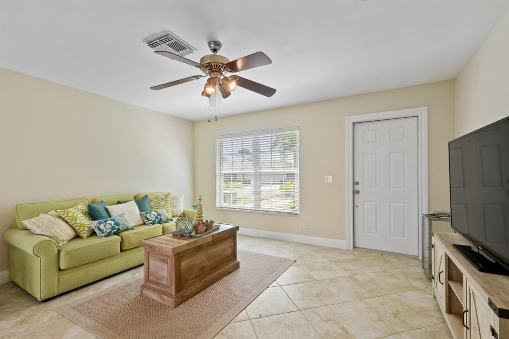 JUPITER VILLAGE PHASE IV - Residential