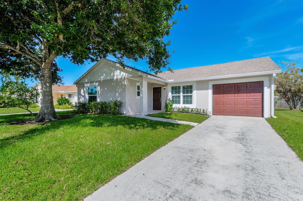 JUPITER VILLAGE PHASE IV - Residential