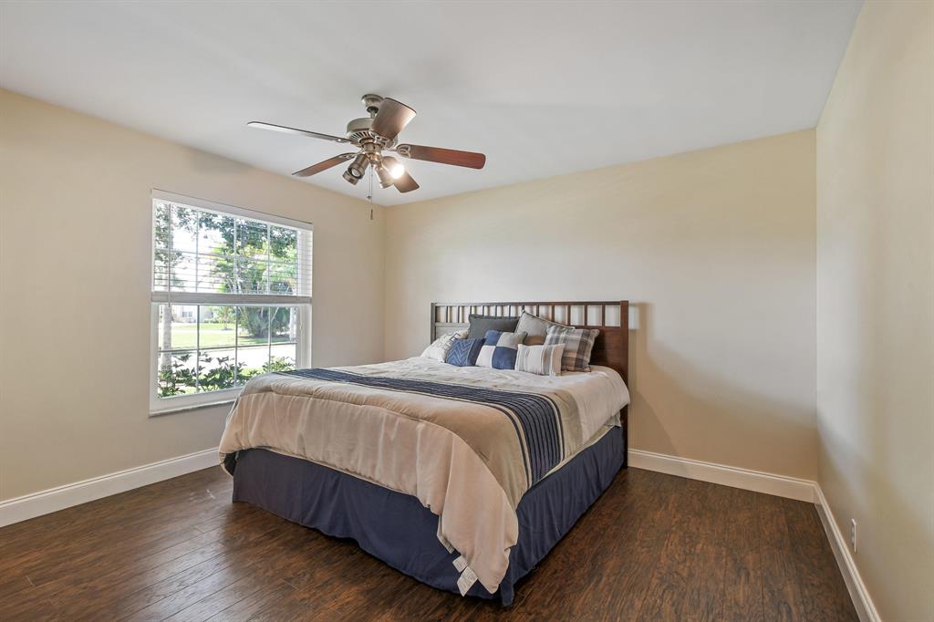 JUPITER VILLAGE PHASE IV - Residential