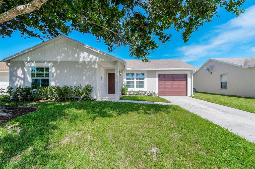 JUPITER VILLAGE PHASE IV - Residential