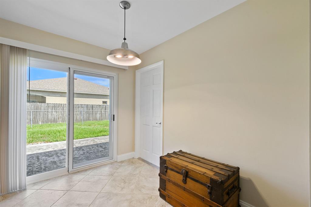 JUPITER VILLAGE PHASE IV - Residential