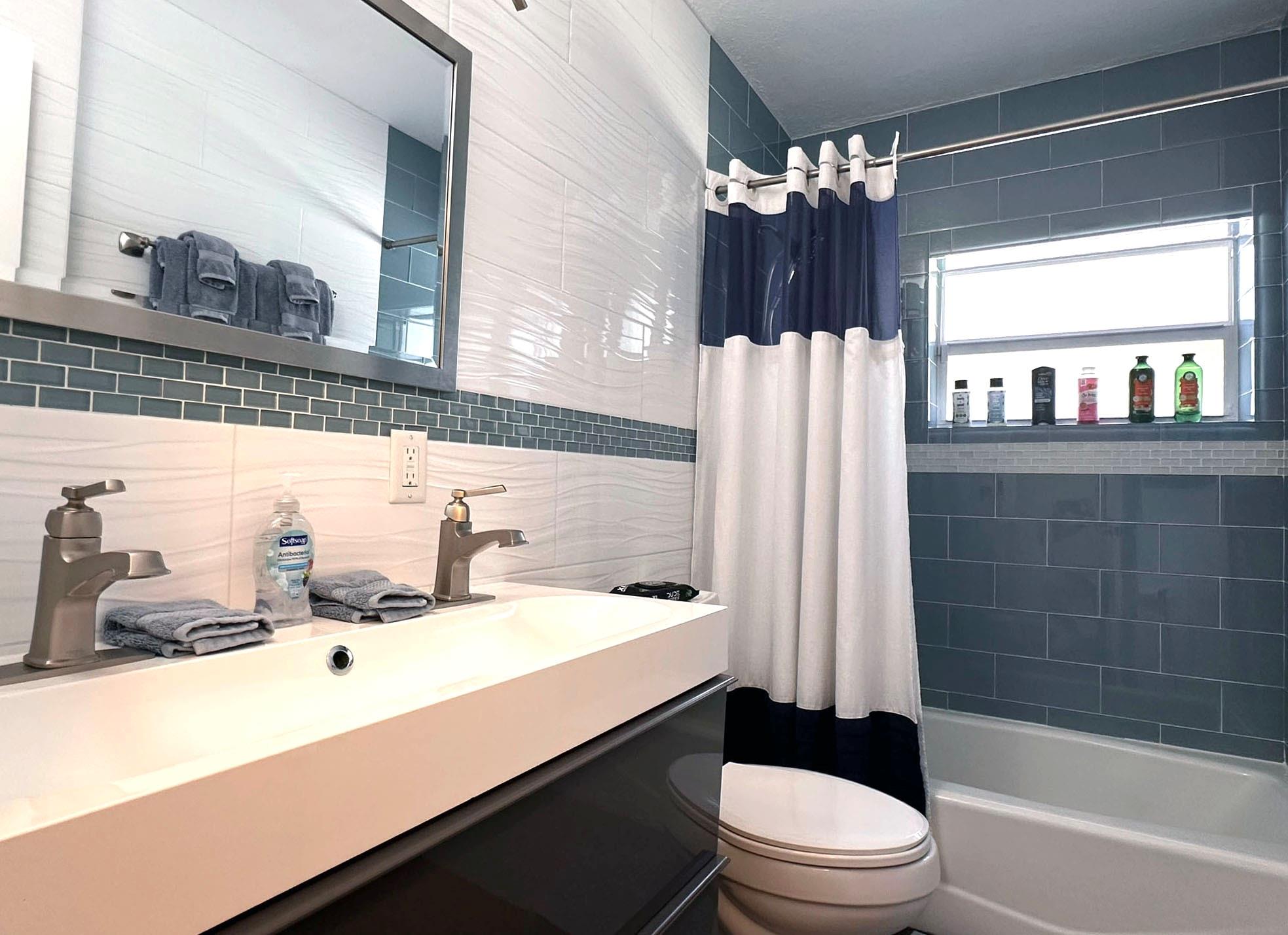 Sunset Manors Amd 27-26 B - Residential Lease