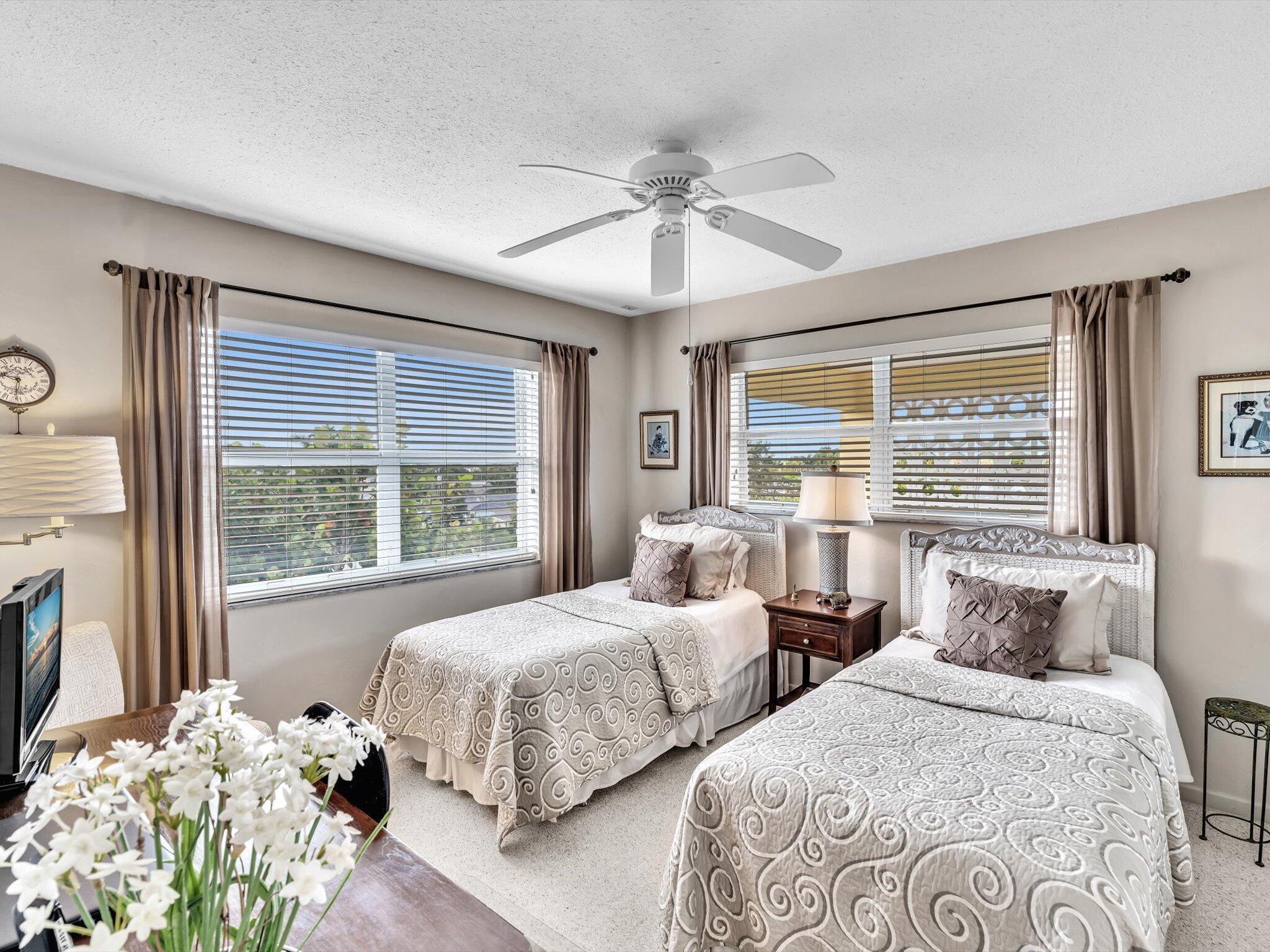 RIVER HOUSE TERRACE CONDO - Residential