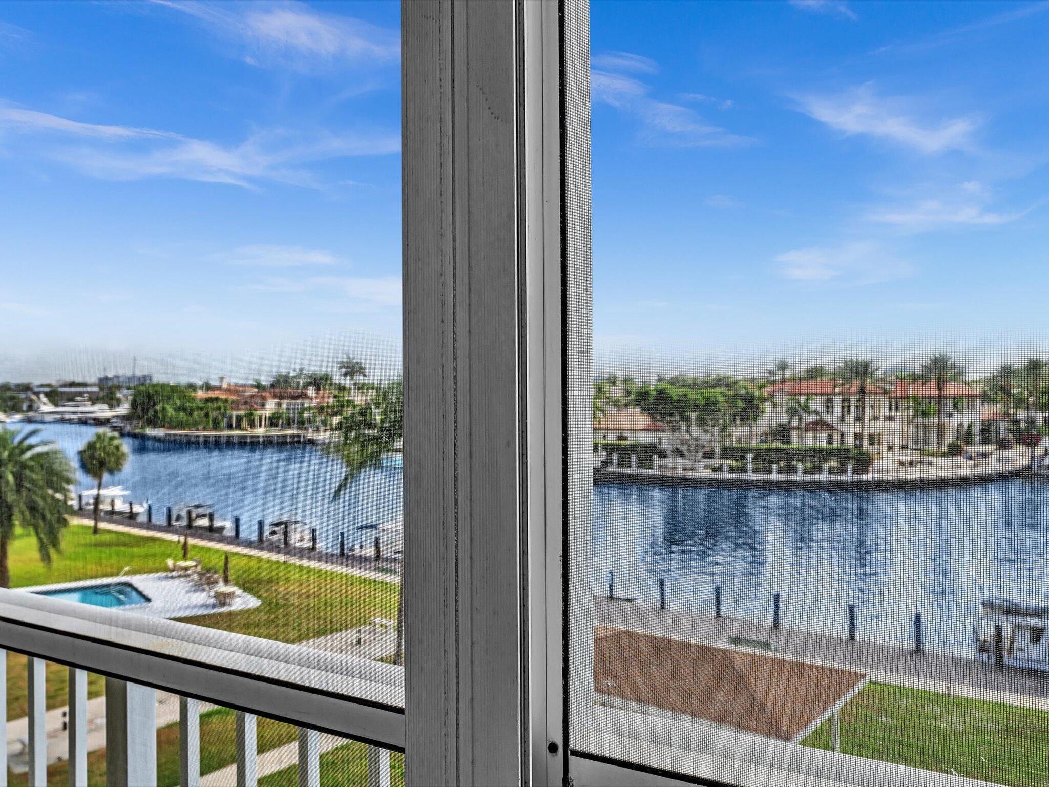 RIVER HOUSE TERRACE CONDO - Residential