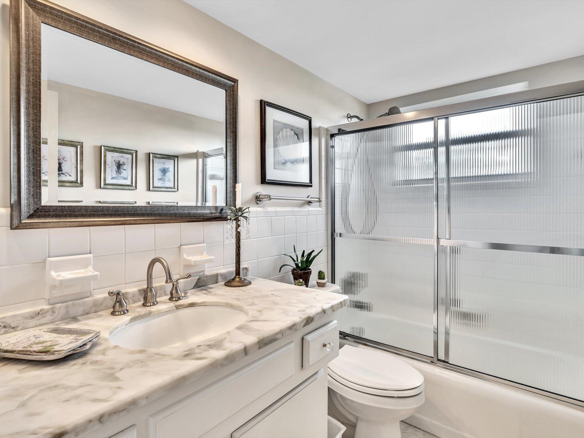 RIVER HOUSE TERRACE CONDO - Residential