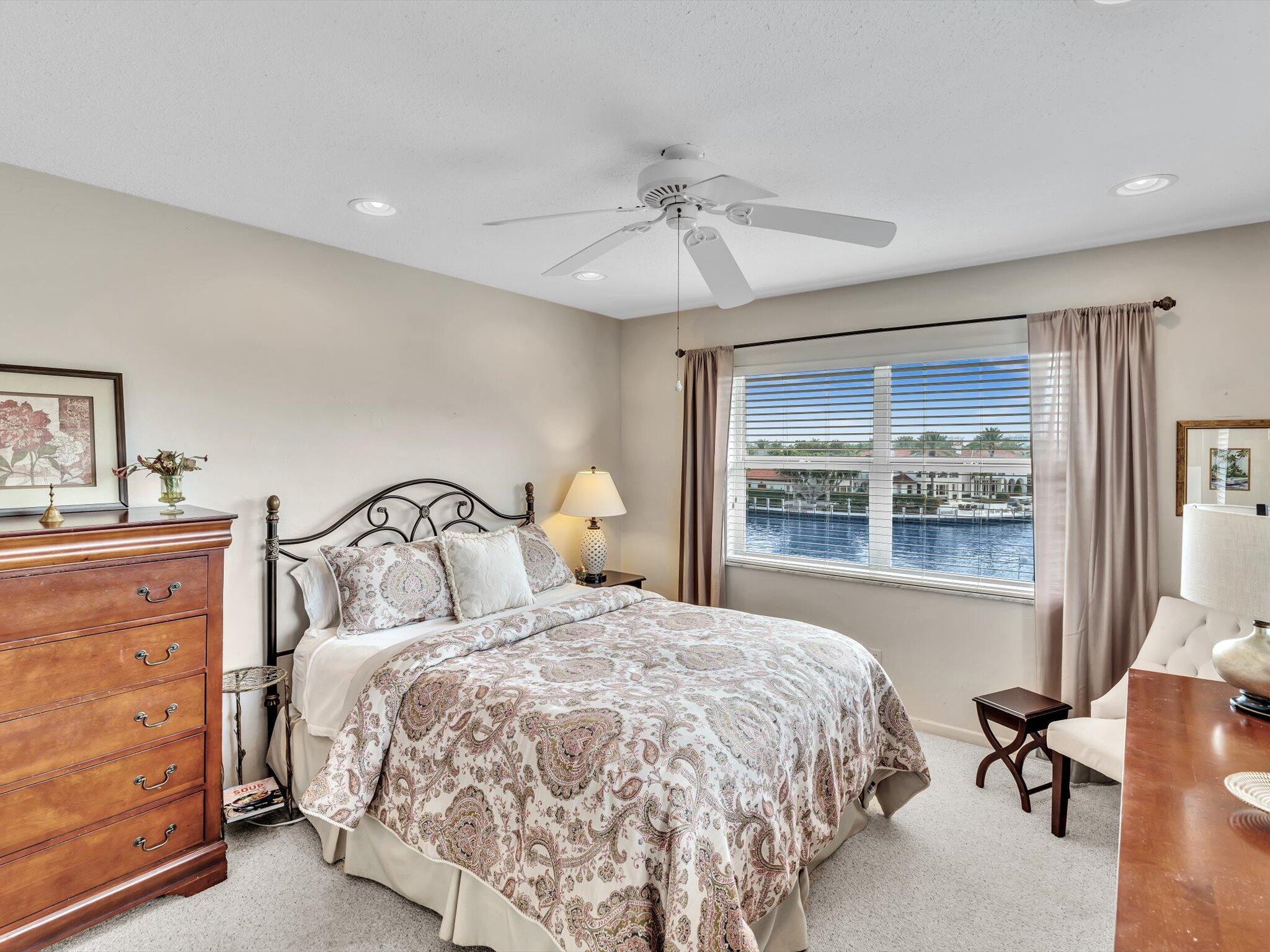 RIVER HOUSE TERRACE CONDO - Residential