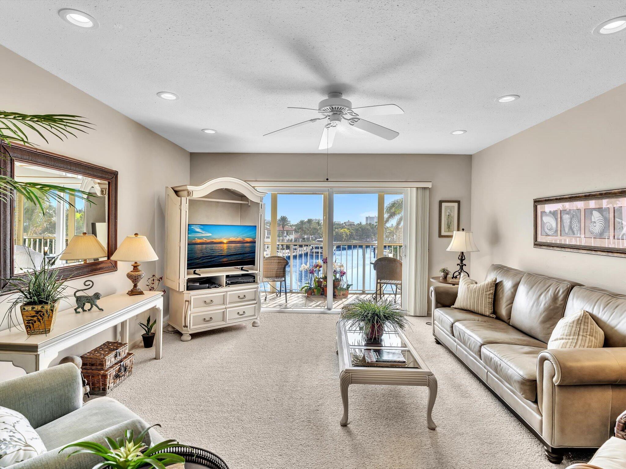 RIVER HOUSE TERRACE CONDO - Residential