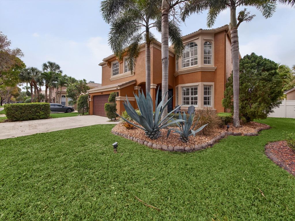 Photo of 2052 Reston Circle, Royal Palm Beach, FL 33411 (MLS # B26002323)