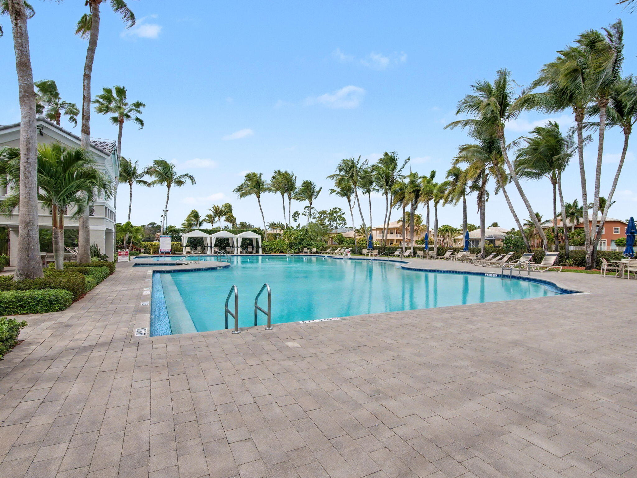 MADISON GREEN 1 - Residential