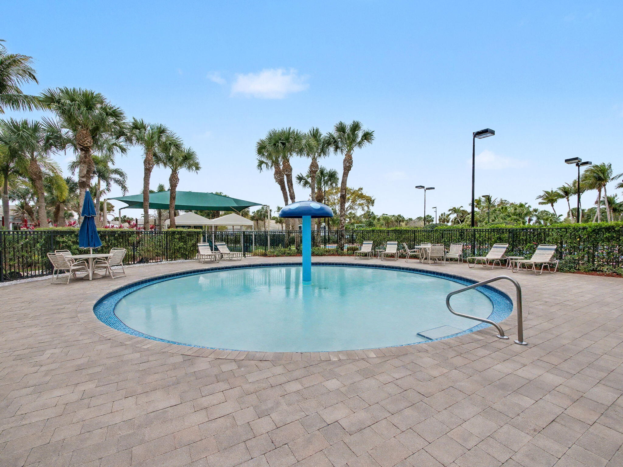 MADISON GREEN 1 - Residential