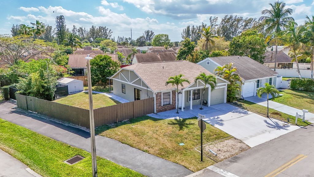 Photo of 11120 N Terradas Lane, Boca Raton, FL 33428 (MLS # R11068523)