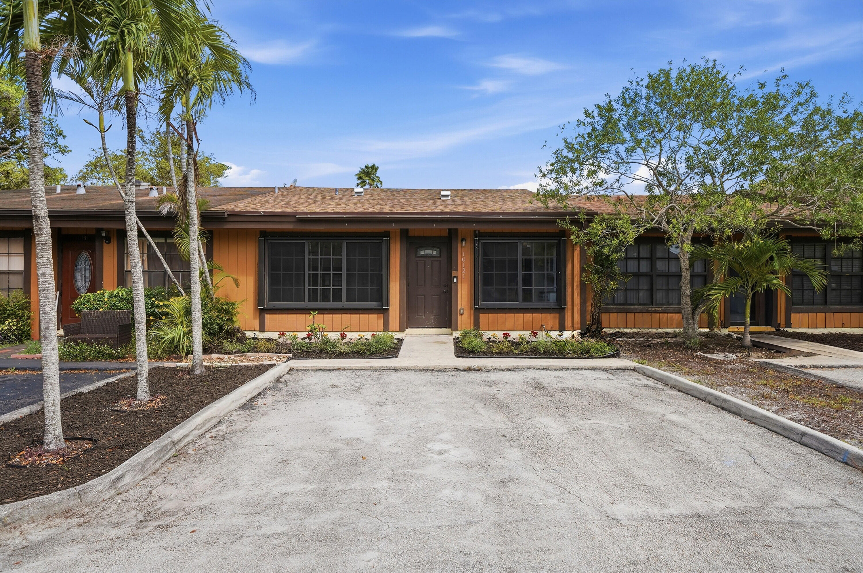 EVERGLADES SUGAR & LAND CO - Residential