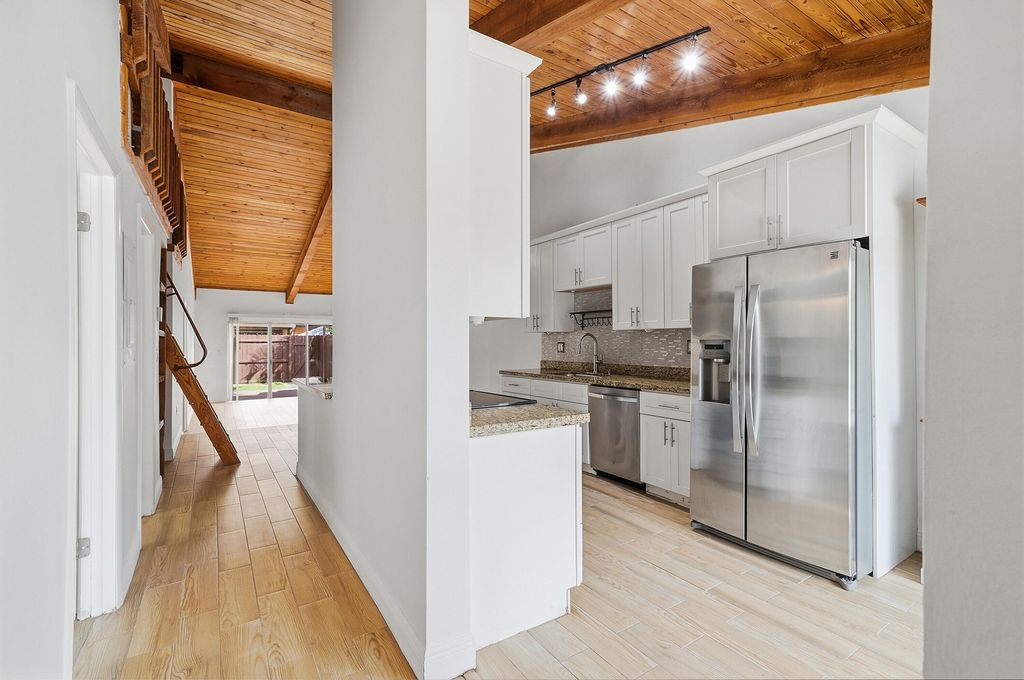 Photo of 10121 Acorn Lane #10121, Pembroke Pines, FL 33026 (MLS # B26001605)