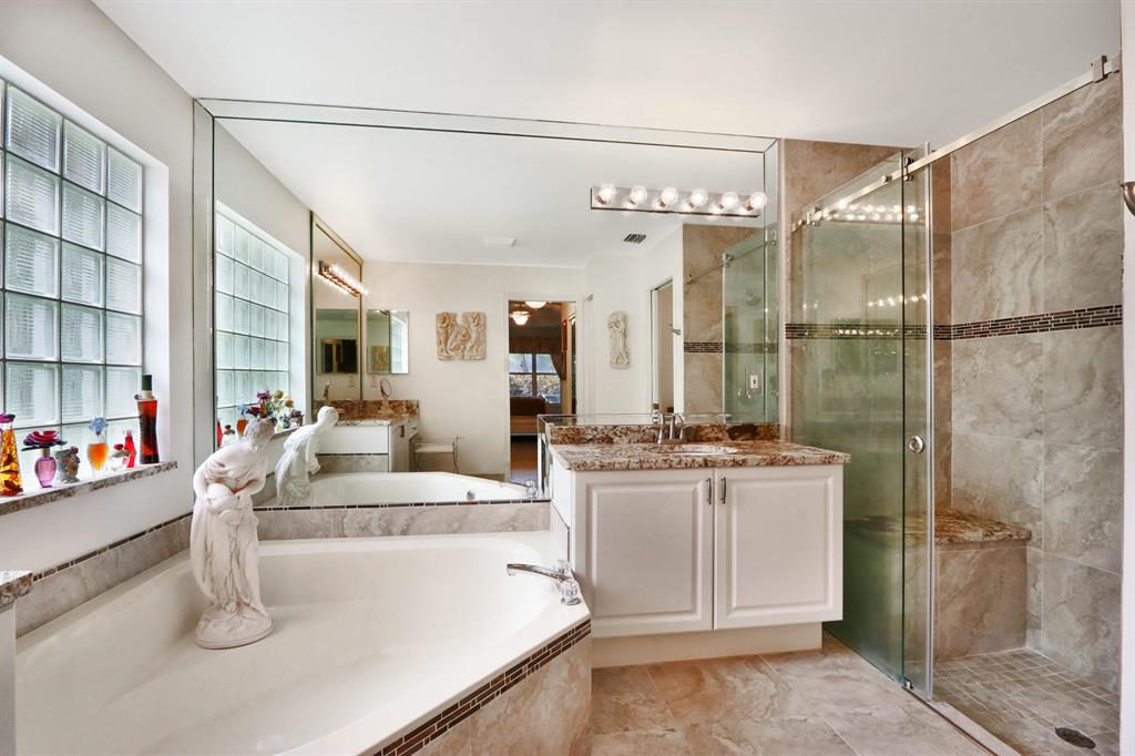 VALENCIA LAKES 1 - Residential