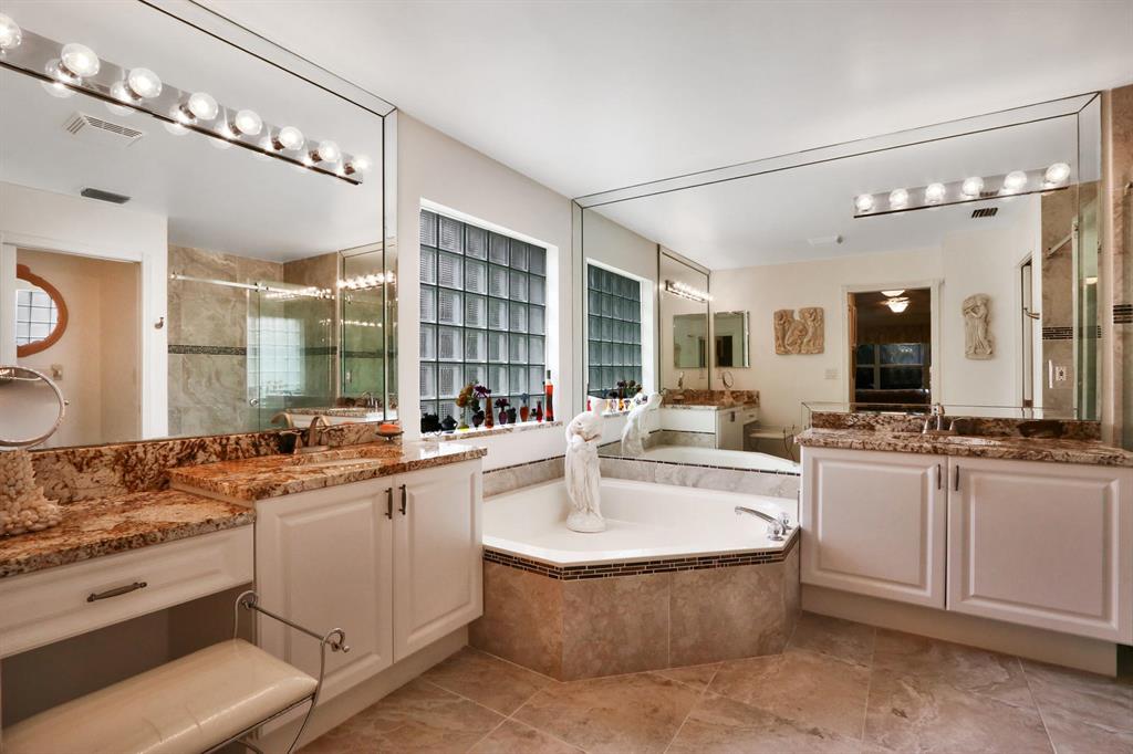 VALENCIA LAKES 1 - Residential