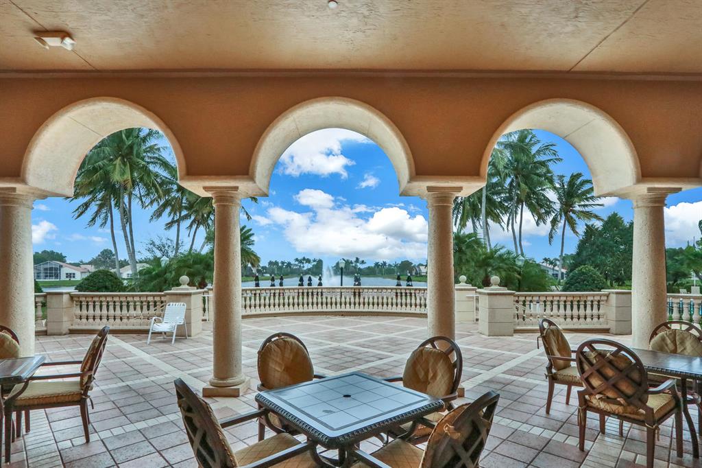 VALENCIA LAKES 1 - Residential