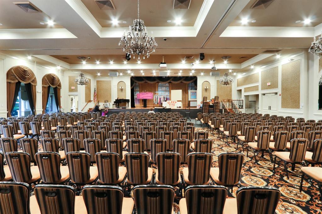 VALENCIA LAKES 1 - Residential