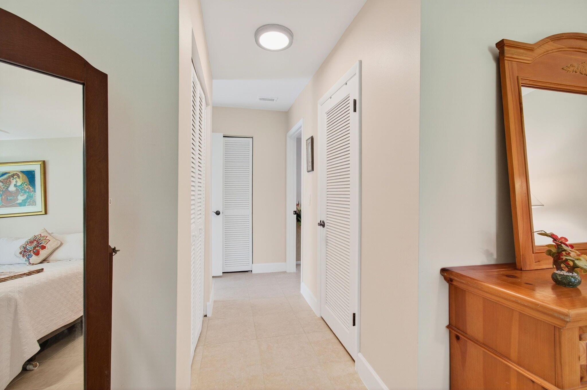 HUNTERS RUN - Residential Lease