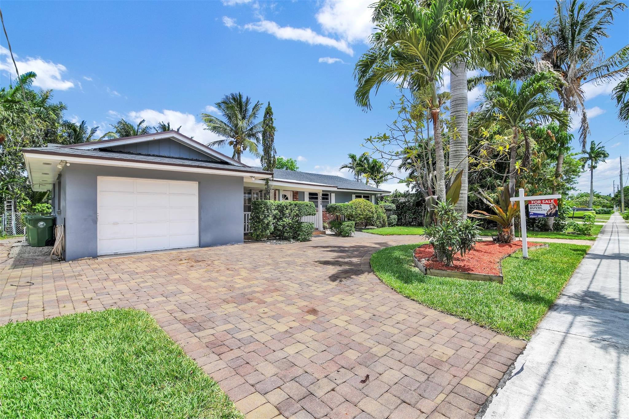 324 Davis Rd