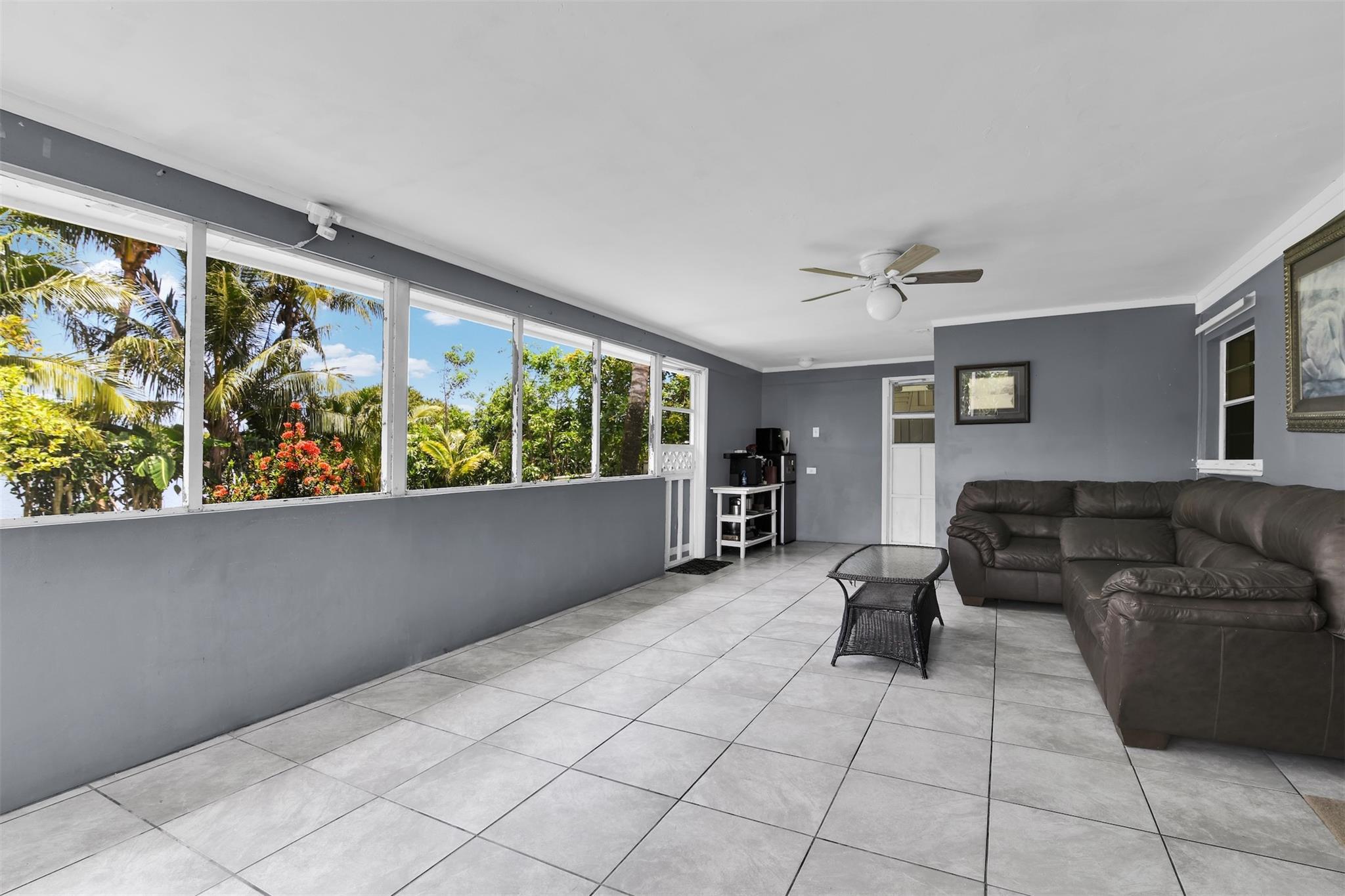 Palm Spgs Village 05 - Residential