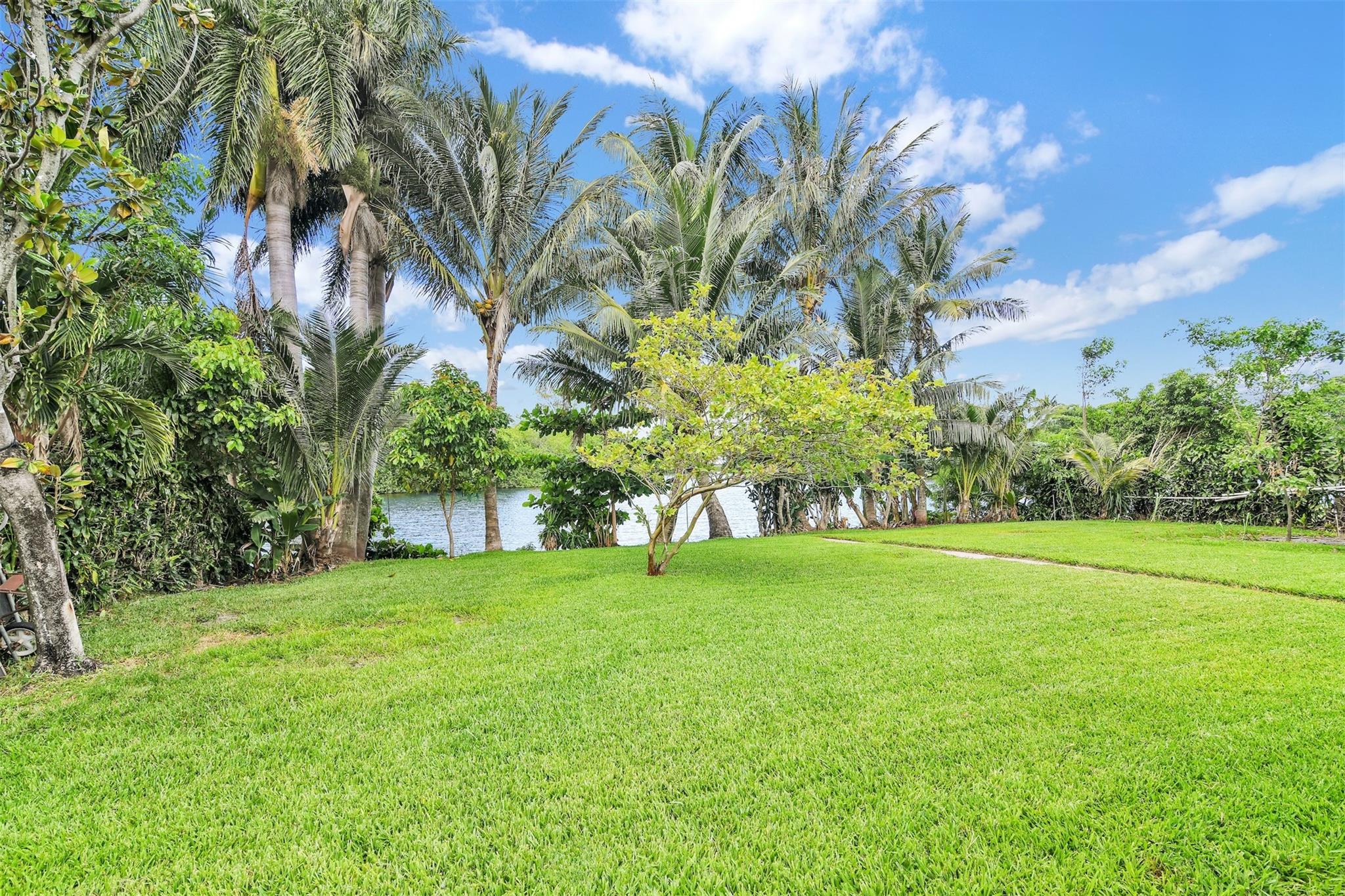 Palm Spgs Village 05 - Residential