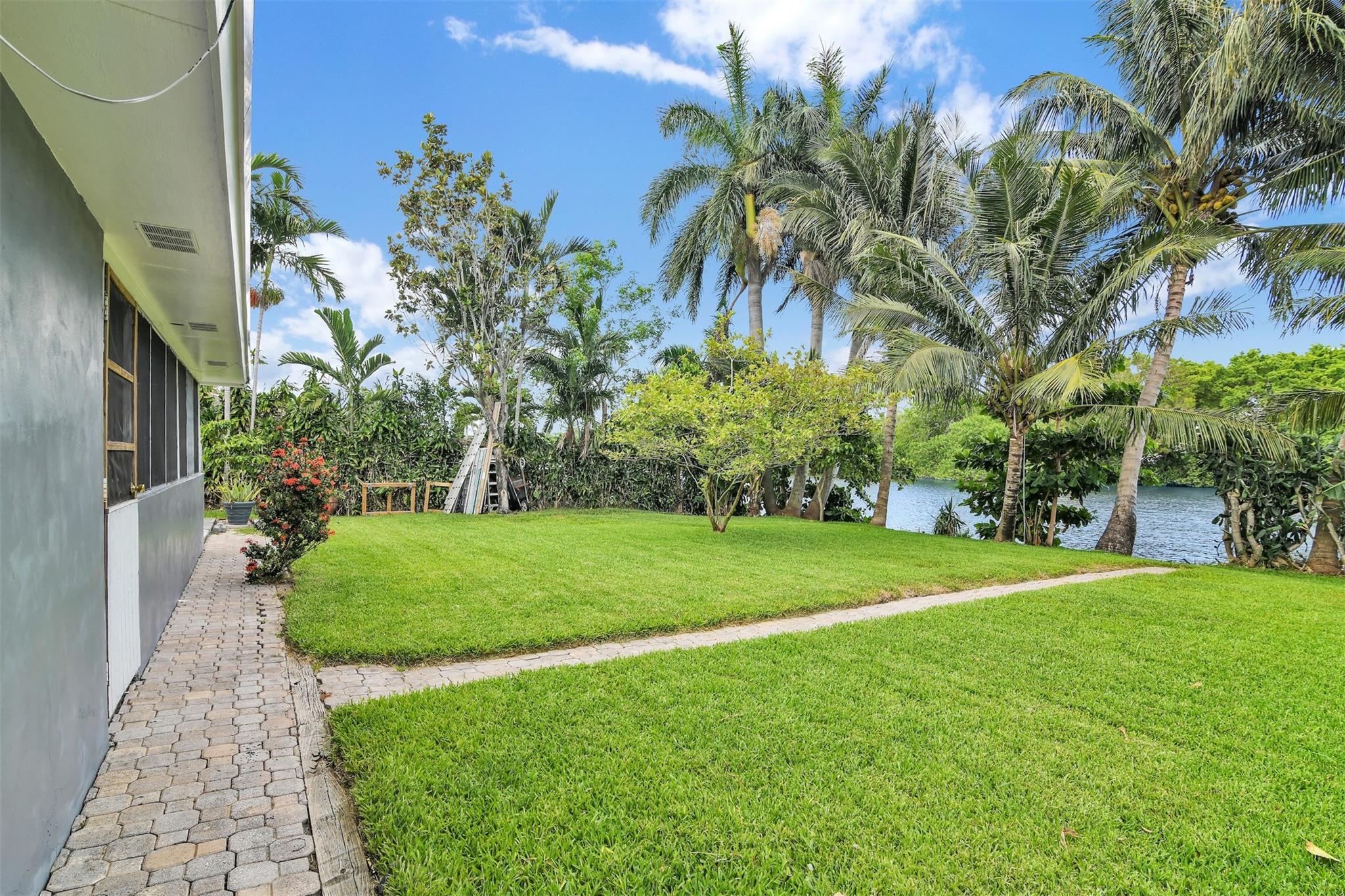 Palm Spgs Village 05 - Residential