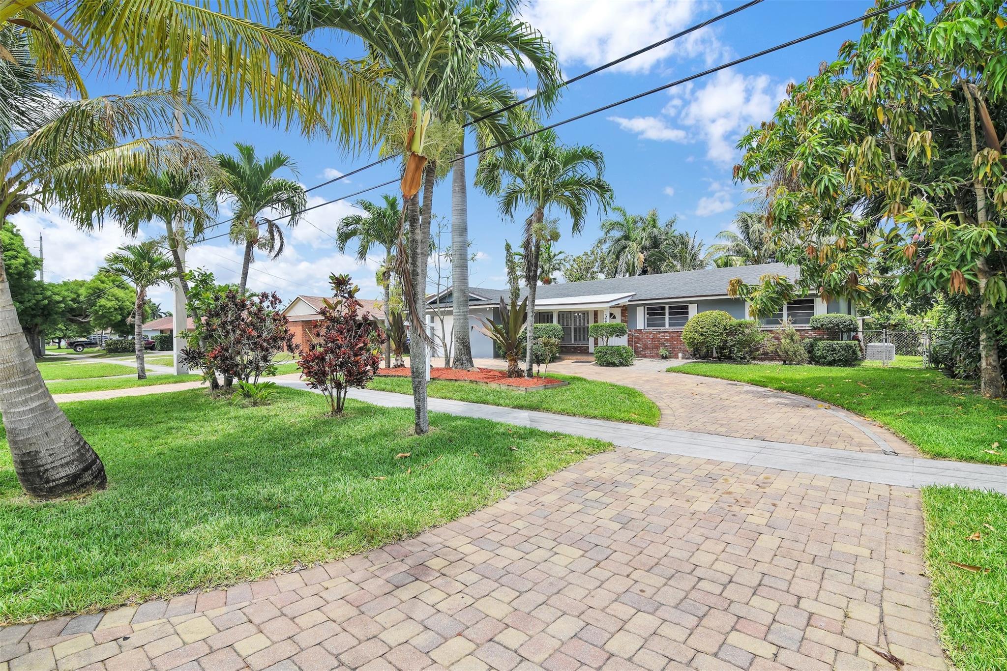 Palm Spgs Village 05 - Residential