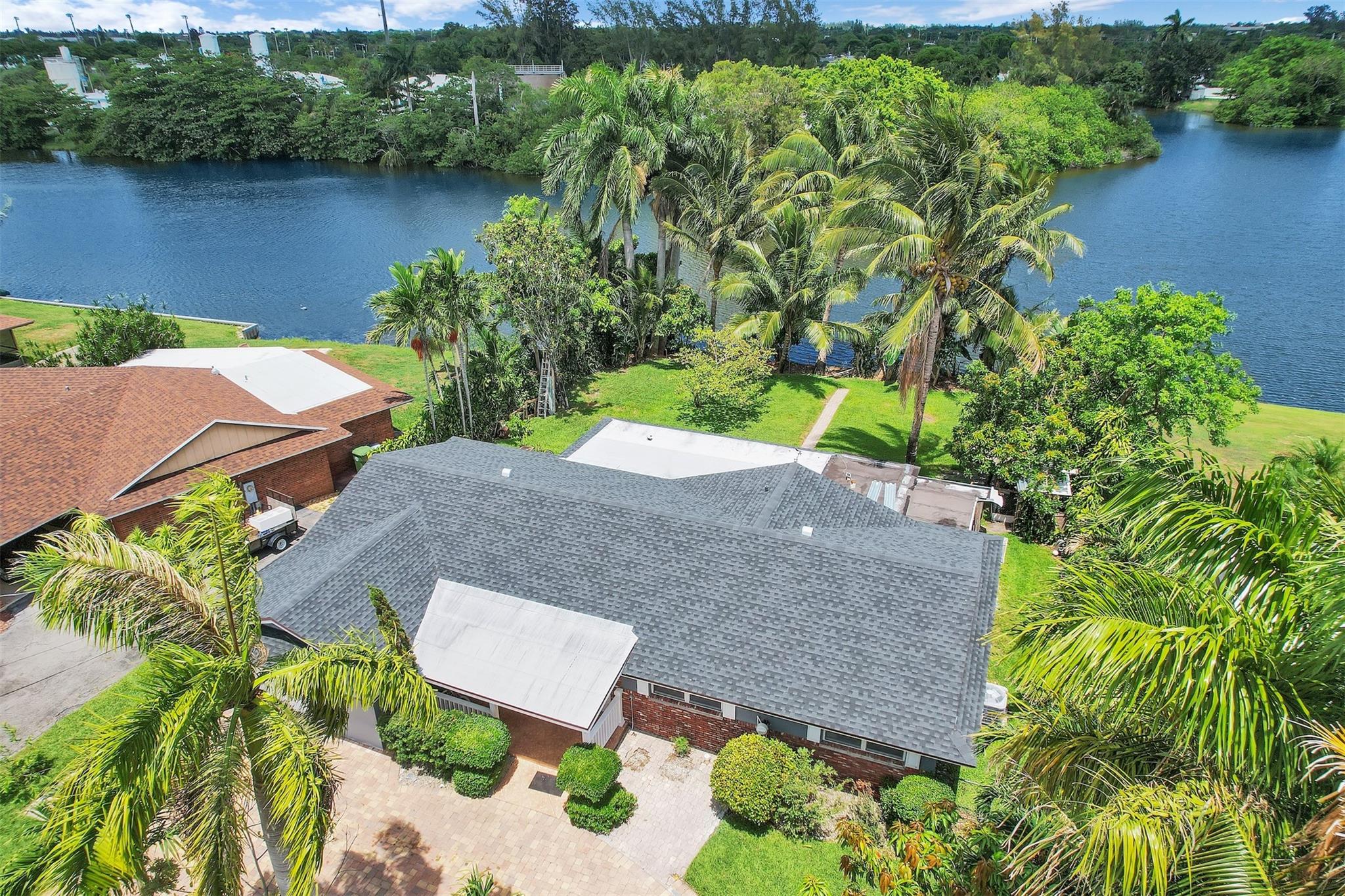 324 Davis Rd