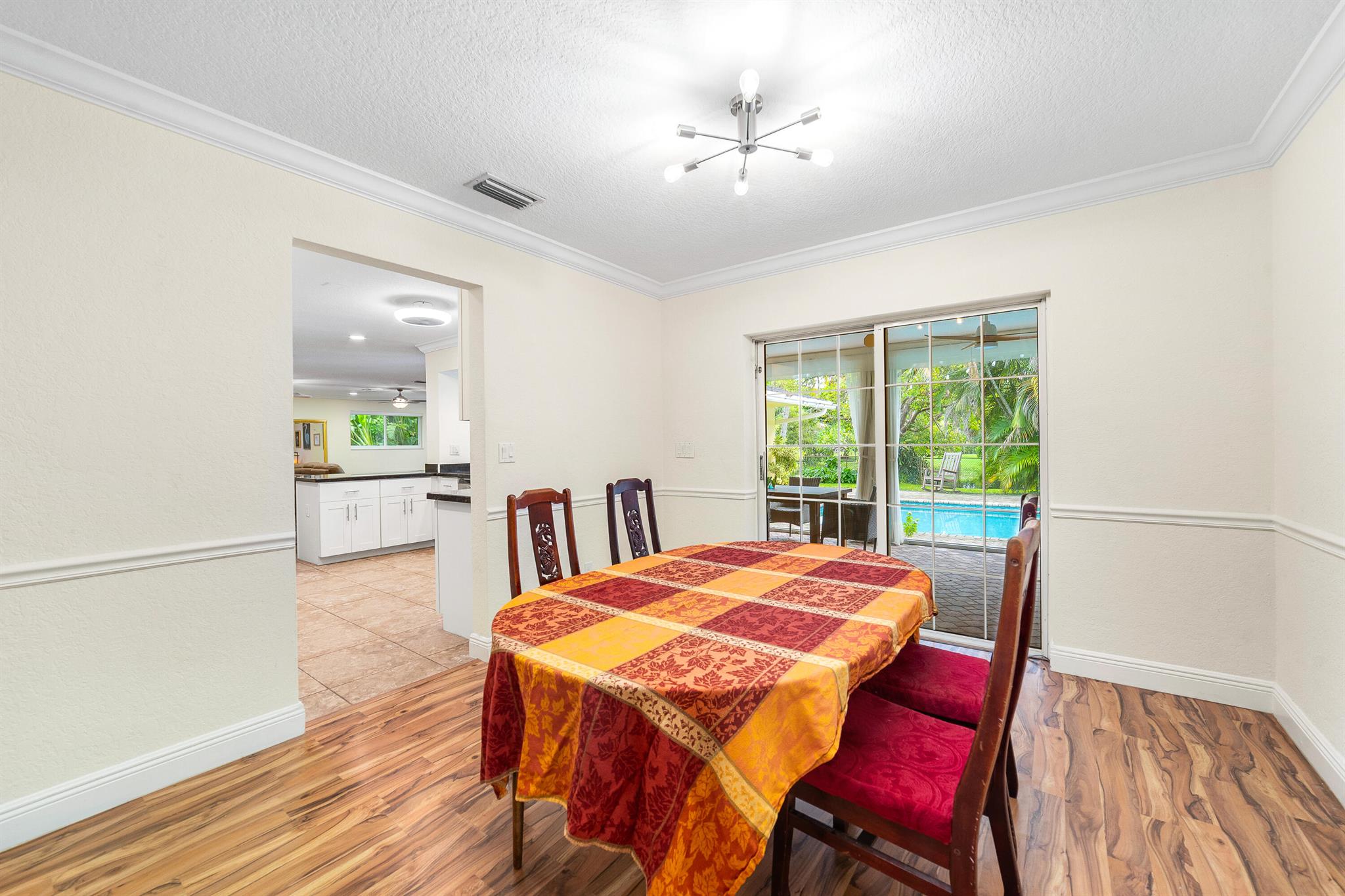 PLANTATION ESTATES SECTIO - Residential