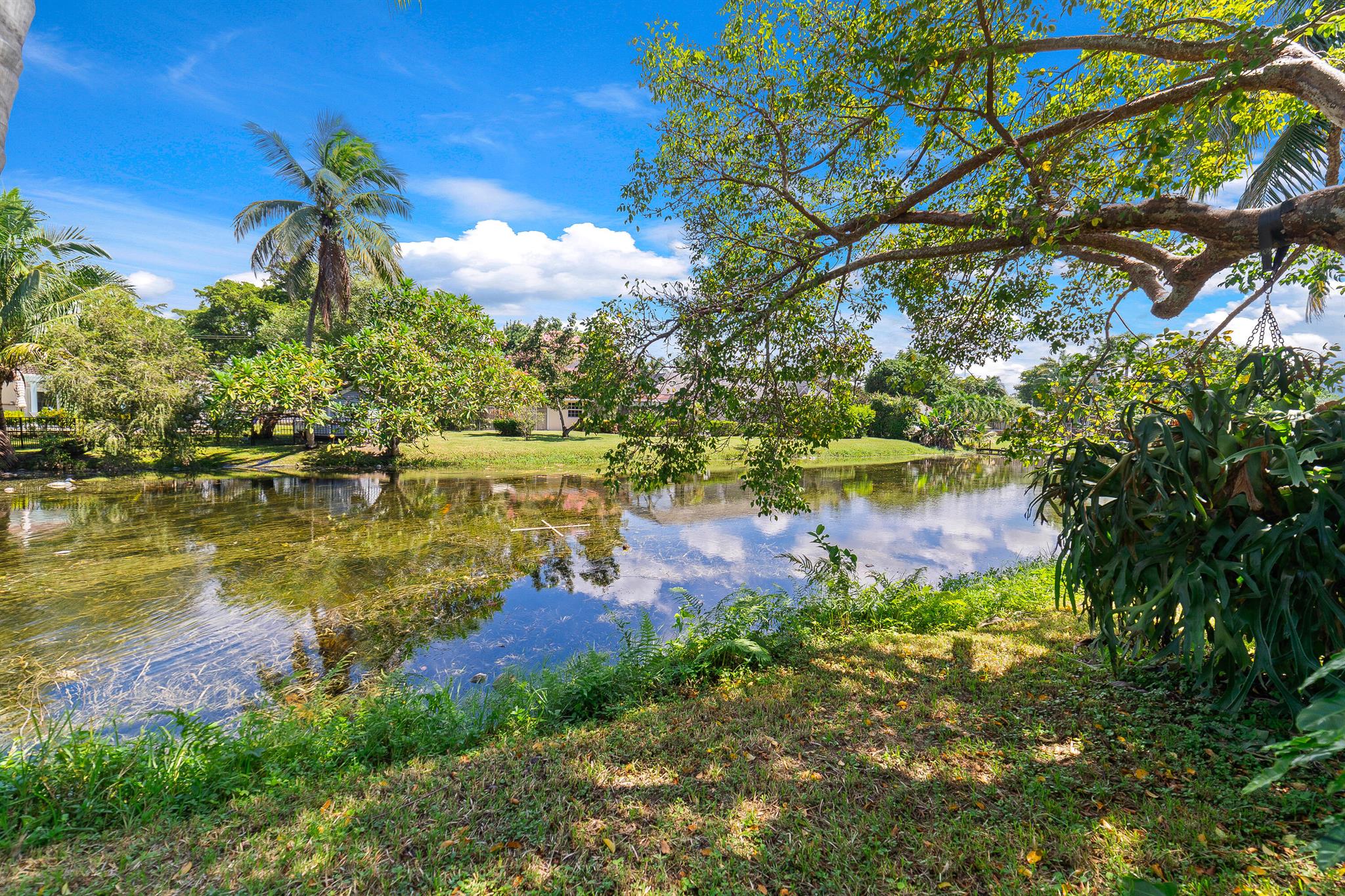 PLANTATION ESTATES SECTIO - Residential