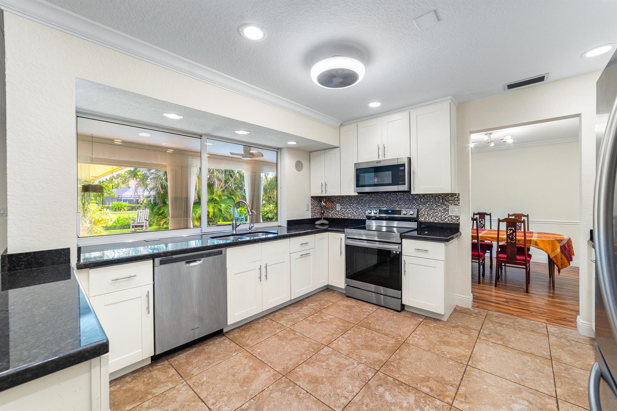 PLANTATION ESTATES SECTIO - Residential