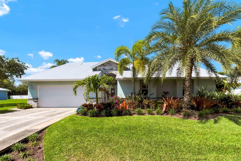 Photo of 1992 SW Aaron Lane, Port Saint Lucie, FL 34953 (MLS # R11091722)