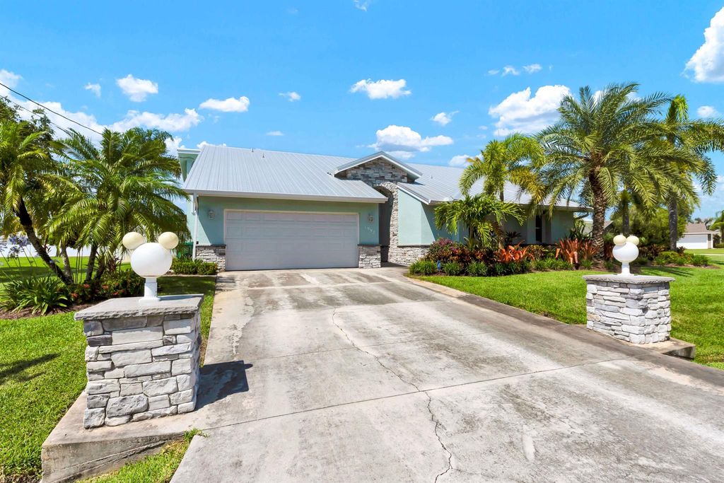 Photo of 1992 SW Aaron Lane, Port Saint Lucie, FL 34953 (MLS # R11091722)