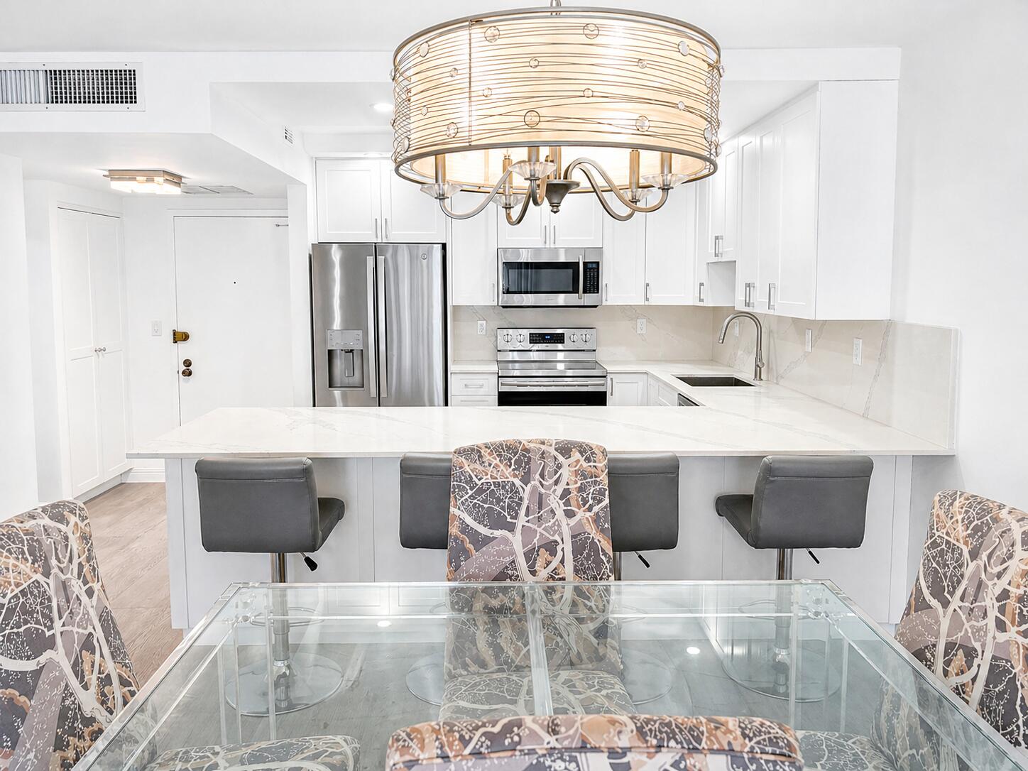 600 Three Islands Boulevard 1016