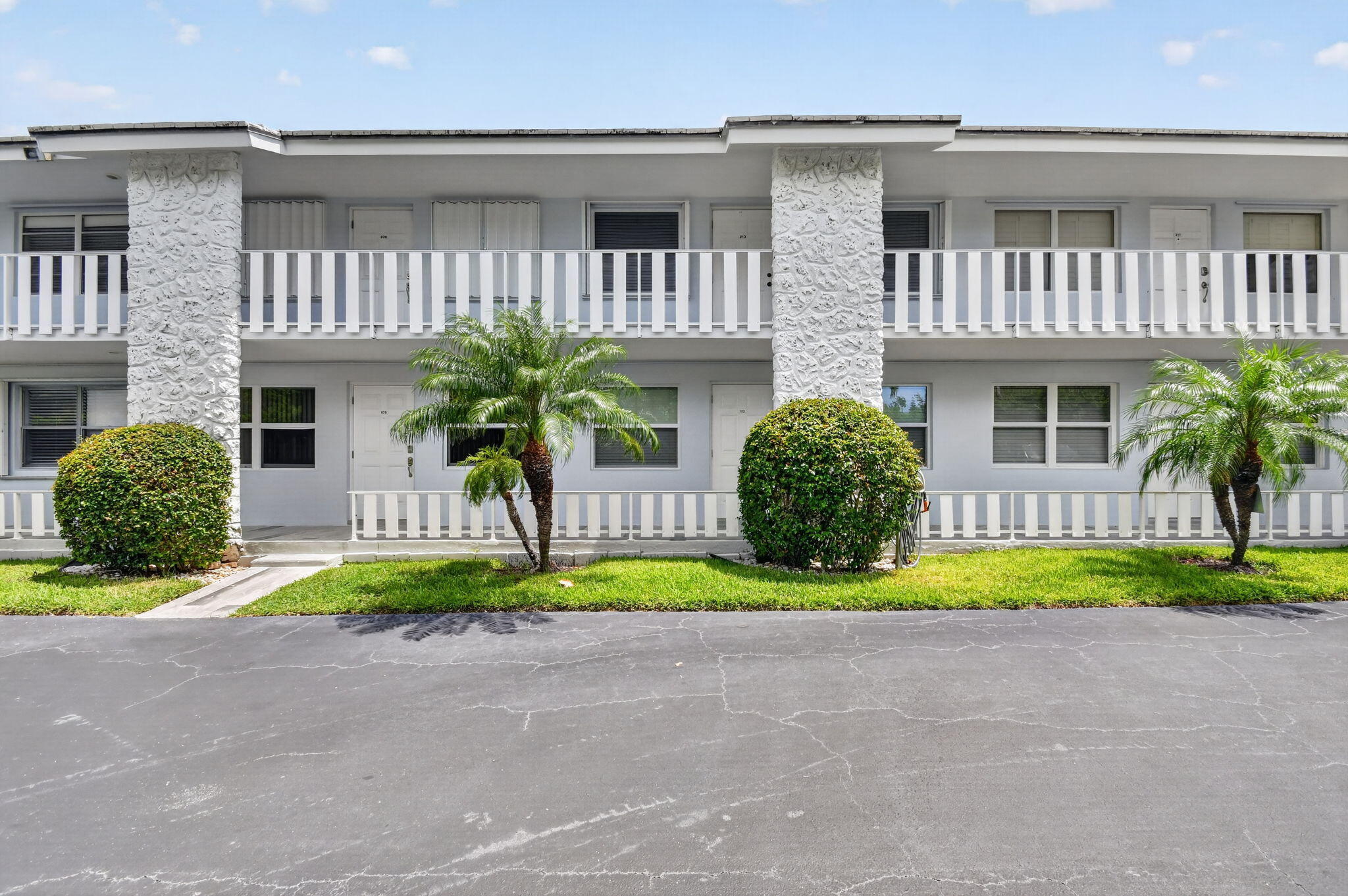Properties 5520 N Ocean Boulevard N 110