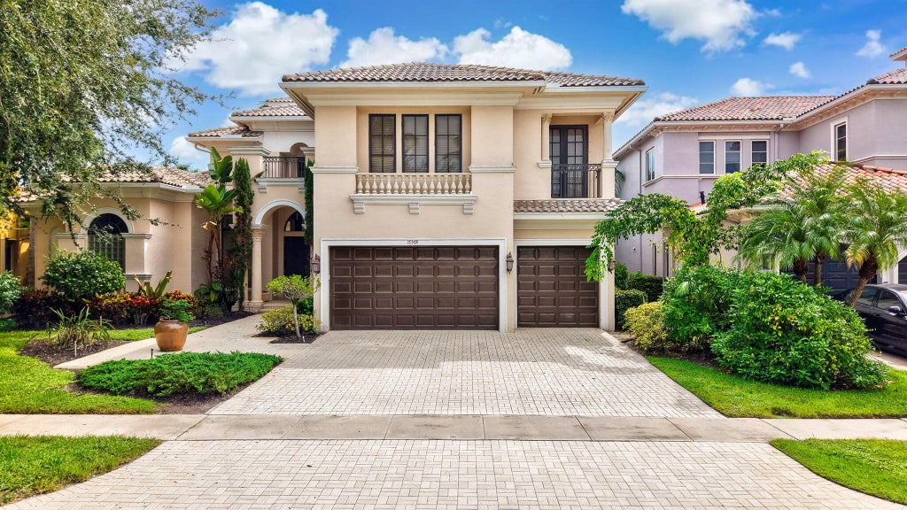 Photo of 17578 Middlebrook Way, Boca Raton, FL 33496 (MLS # B26079911)