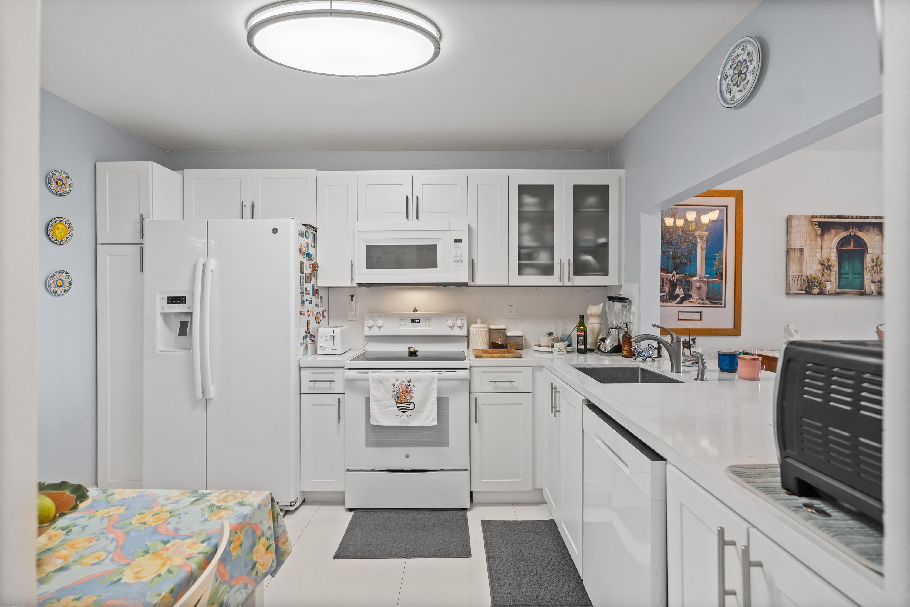 COLONY POINT - Residential