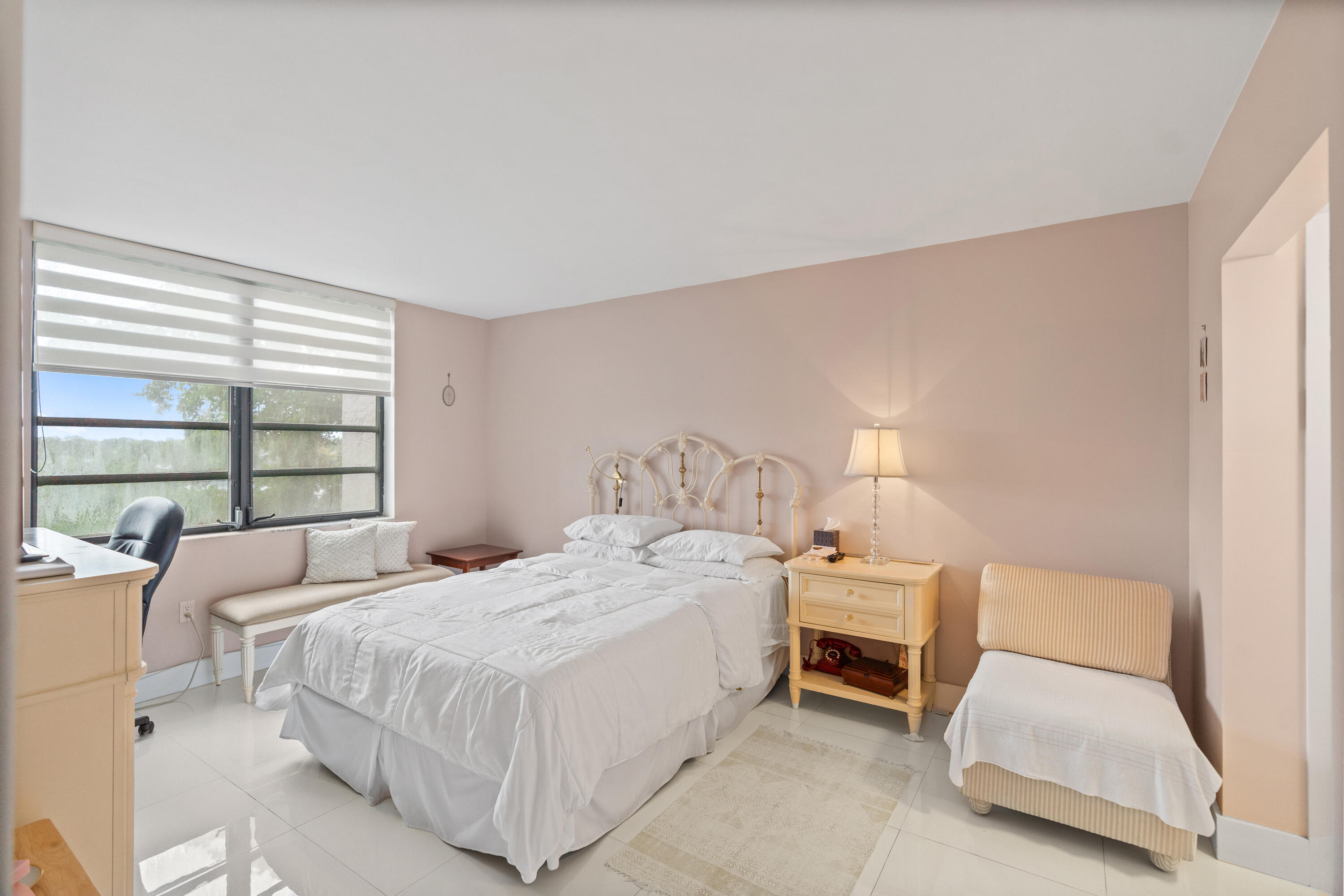 COLONY POINT - Residential