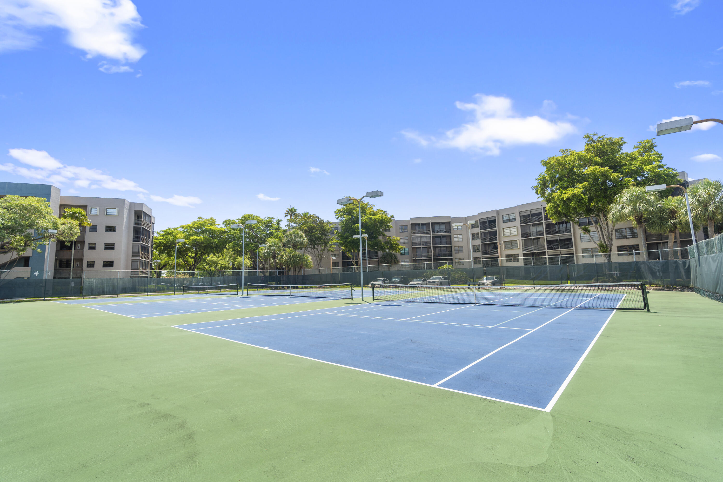 COLONY POINT - Residential