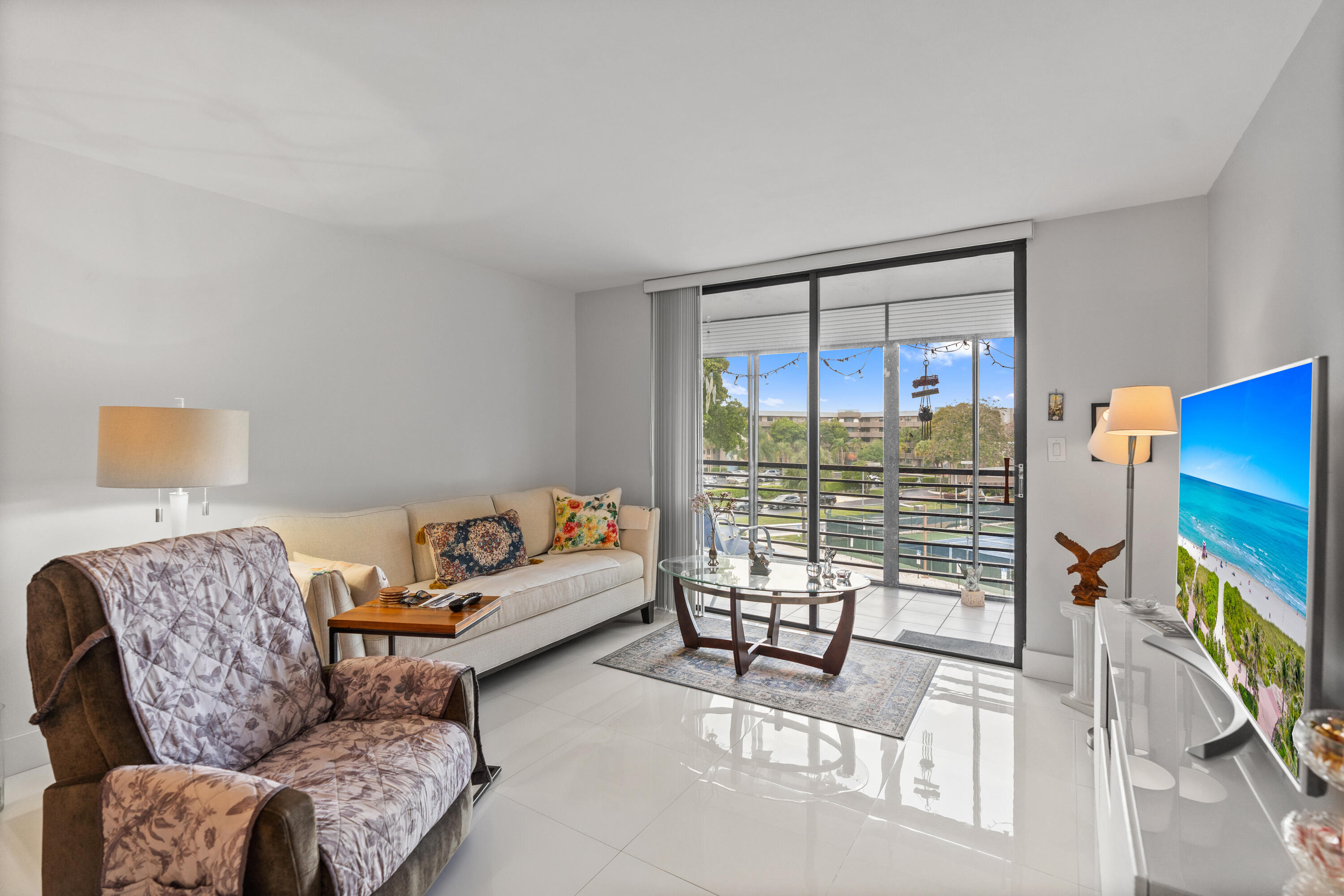 COLONY POINT - Residential