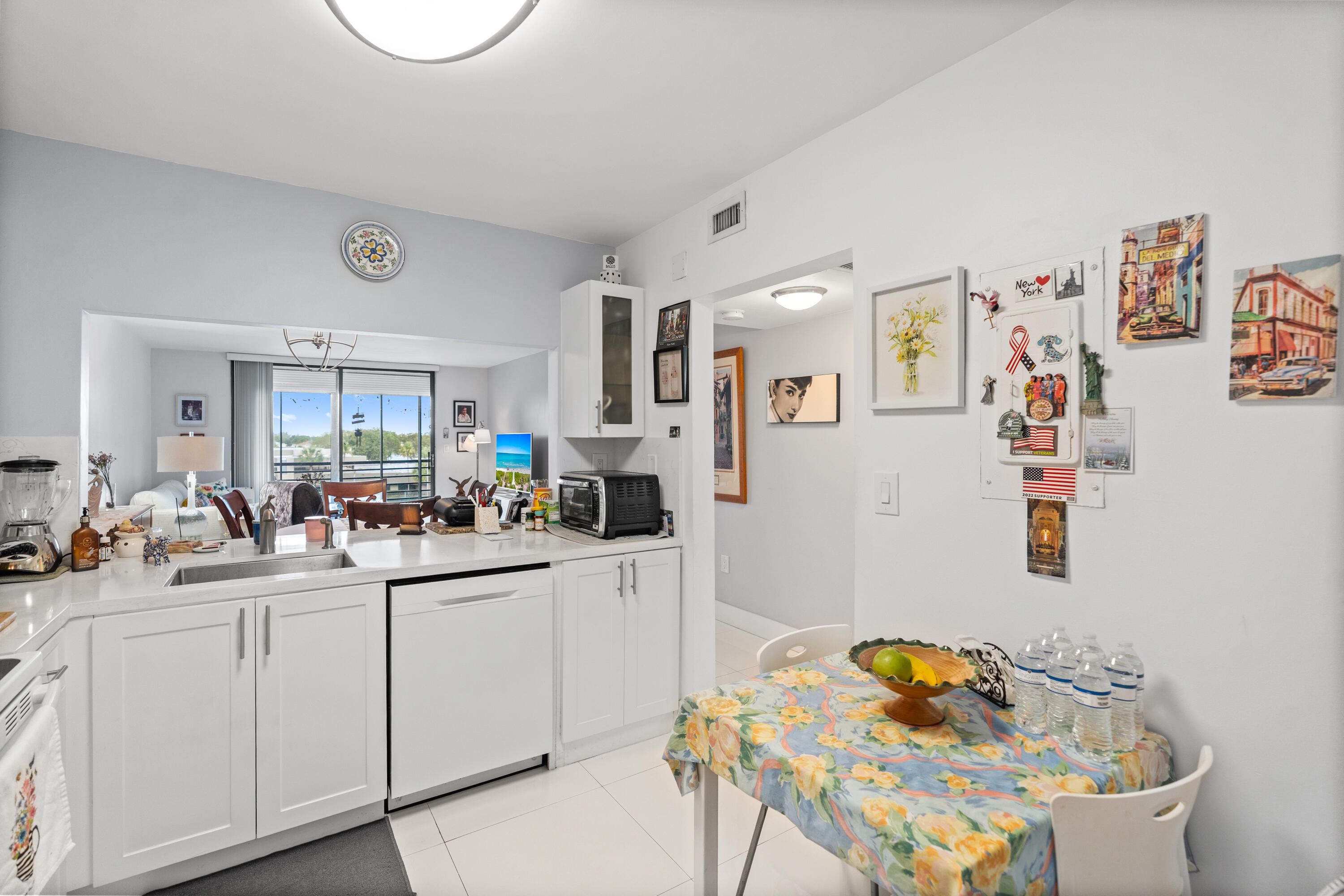 COLONY POINT - Residential