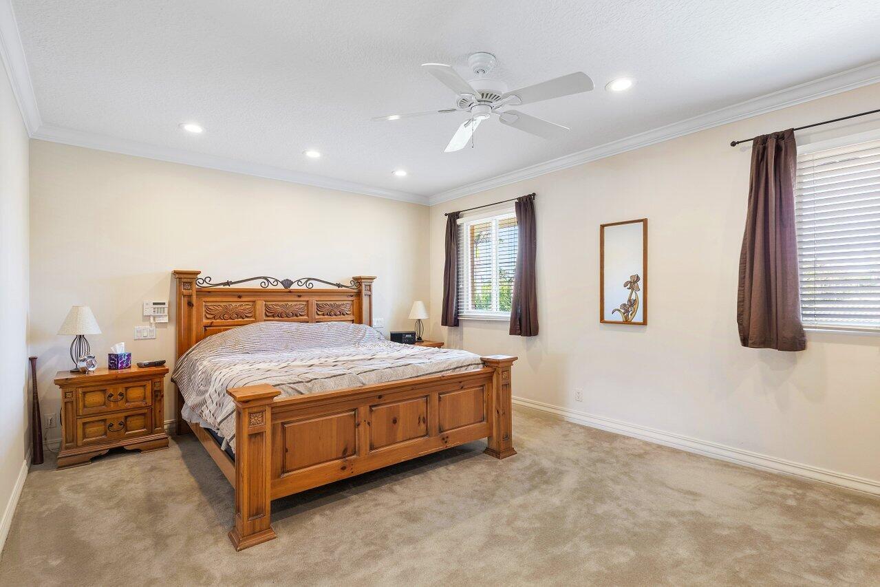 TROPIC ISLE - Residential